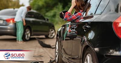 Incidente con targa estera